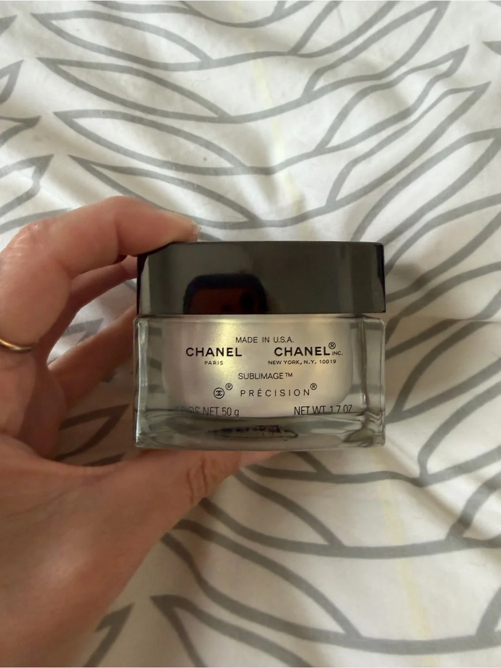 🗽❤️CHANEL Sublimage Précision Cream in Pearl and Black